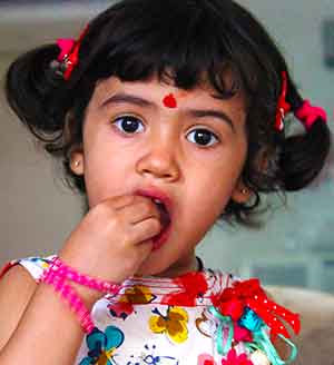 Nav Durga Puja Vidhi - How to do Kanya Pujan