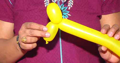 How to make balloon giraffe both ears