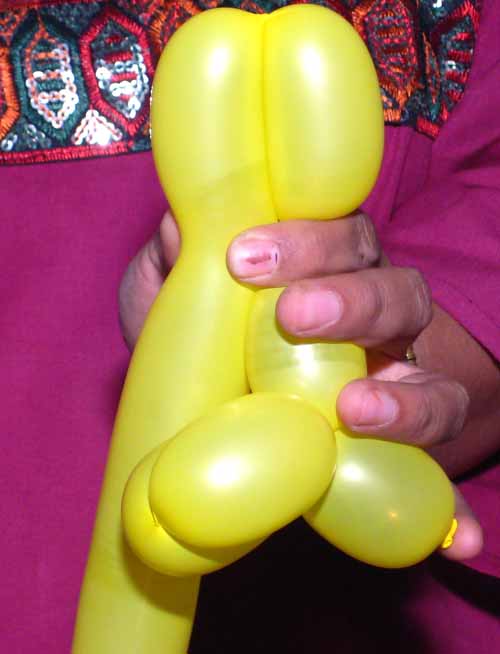 Learn to make front legs of balloon dog