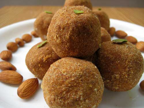 Moong Dal Ladoo