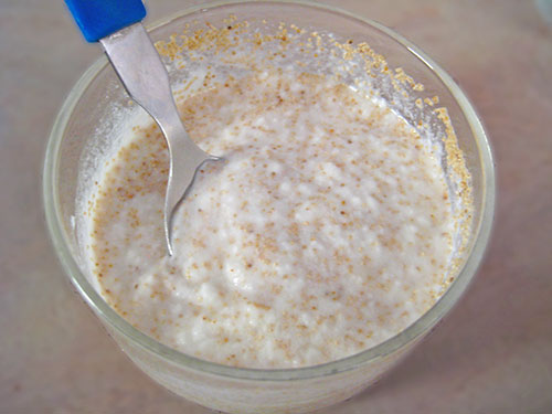 Combination of yogurt and khaskhas seeds