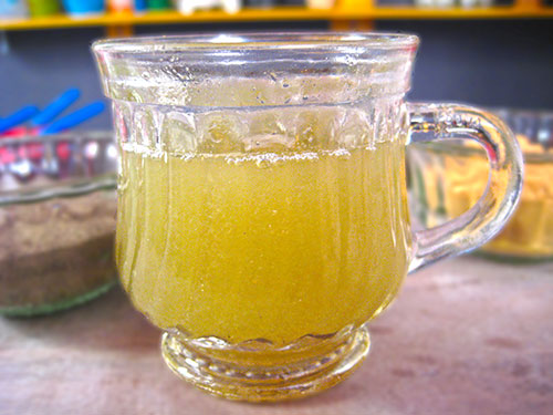 Mixture of bottle gourd juice, black pepper powder and ginger powder