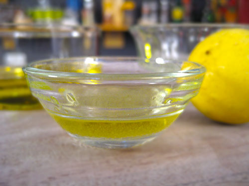Combination of olive oil and lemon juice