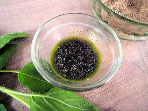 Combination of holy basil leaves juice and black salt