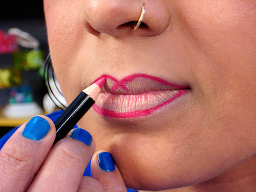 How To Apply Lipstick step 6