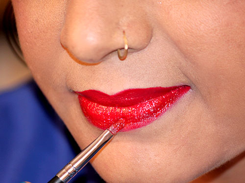 How To Apply Lipstick step 8